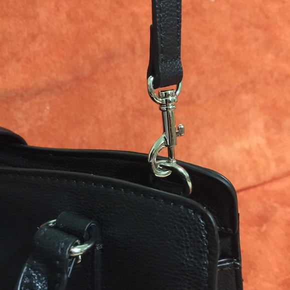 Black versatile hand carry / should hangbag - Picture 6 of 6